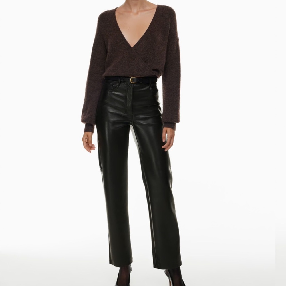 Aritzia Wilfred The Melina Pant high waisted vegan leather pants in Black